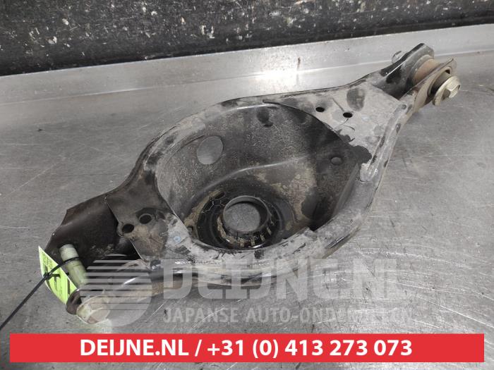 Nissan Qashqai Querlenker rechts hinten O716566