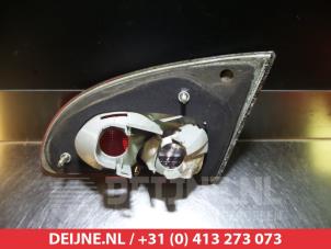 Toyota Avensis Tailgate reflector, left O297034 photo 2