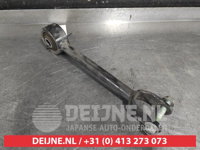 Nissan Qashqai Querlenker rechts hinten O716574