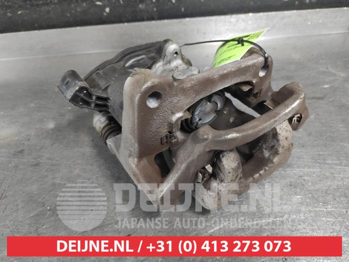Nissan Qashqai Bremszange rechts hinten O716581