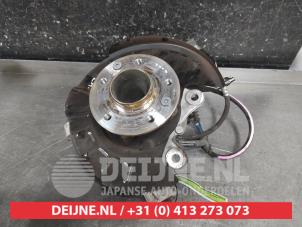 Nissan Qashqai Achsschenkel links hinten O716582 foto 2