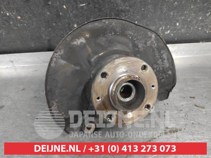 Suzuki Wagon R+ Achsschenkel links vorne O716641