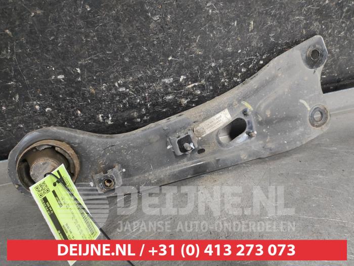 Kia Ceed Sportswagon Querlenker rechts hinten O716702