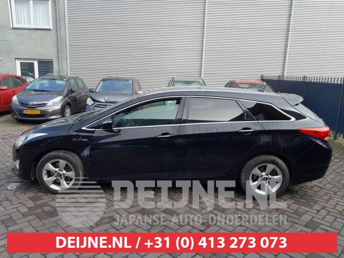 Hyundai I40 Rear door window 4-door, left O716673