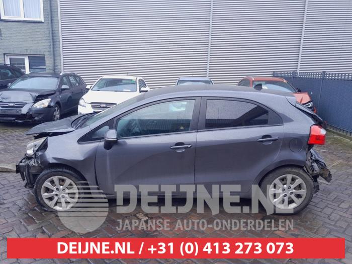 Kia Rio Tür 4-türig links hinten O716751