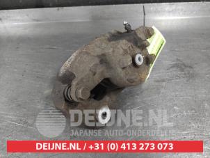 Mitsubishi Lancer Remklauw (Tang) rechts-voor O716824 foto 3