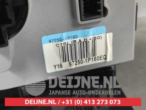 Kia Venga Kachel Bedieningspaneel O716879 foto 3