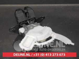 Mazda CX-3 Tailgate lock mechanism O716899 photo 2