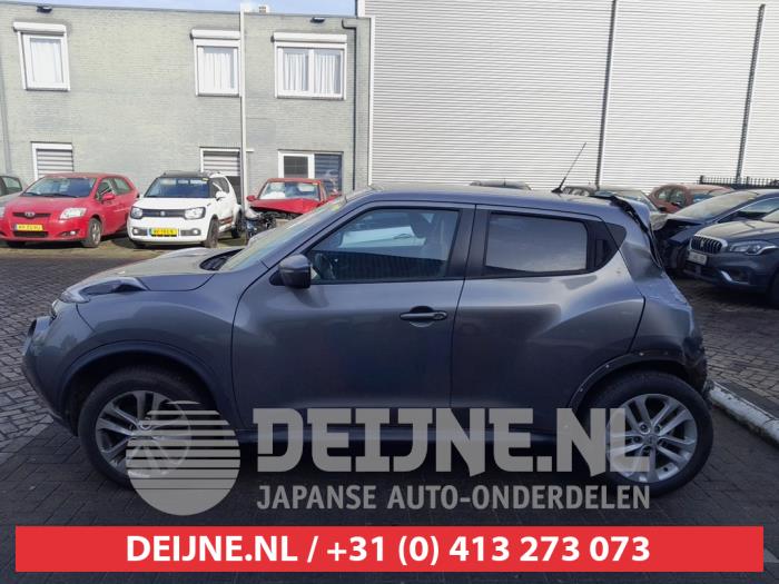 Nissan Juke Rear door window 4-door, left O716910