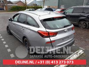 Hyundai I30 Taillight, left O717138 photo 3