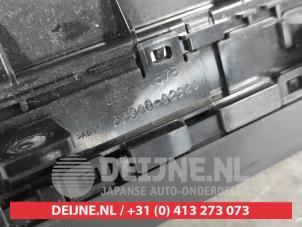 Toyota Auris Heater control panel O717195 photo 3