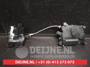 Hyundai Nexo Schließmechanik Heckklappe O717280 foto 2