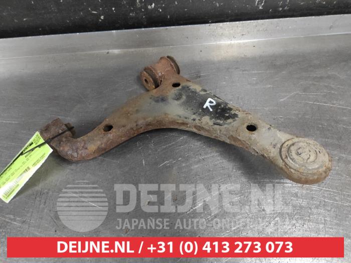 Lexus IS Querlenker rechts hinten O717238