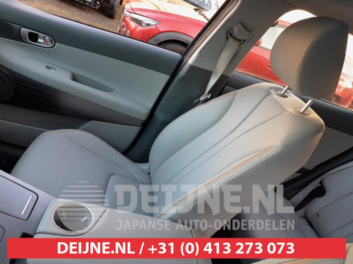 Hyundai Nexo Stoel rechts O717300