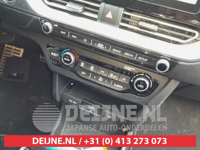 Kia Niro Kachel Bedieningspaneel O717350