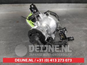Hyundai I30 Nebelscheinwerfer rechts vorne O717421 foto 2