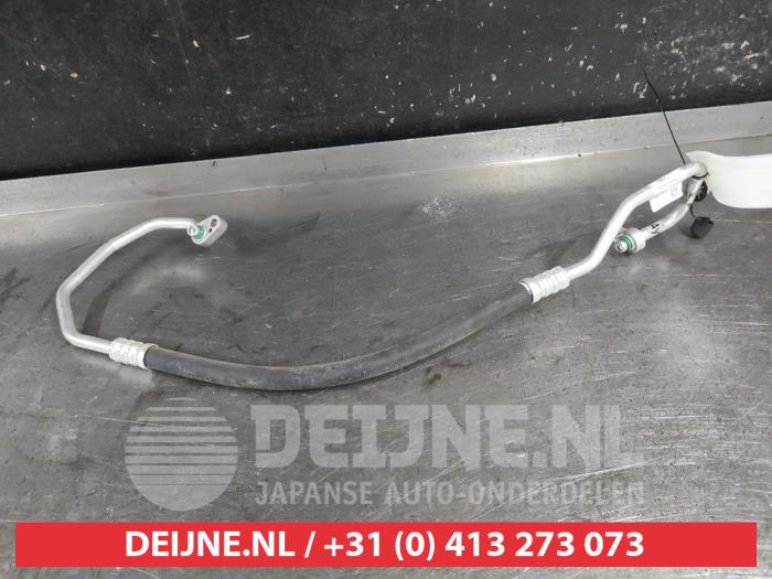 Hyundai I30 Air conditioning line O717428