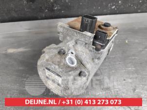Lexus RX Air conditioning pump O717518 photo 2