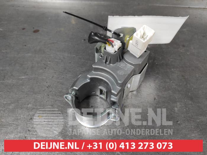 Hyundai I40 Lenkradschloss O717537