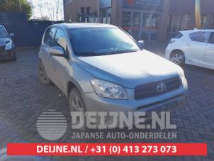 Toyota Rav-4 Mistlamp rechts-voor O717549 foto 3
