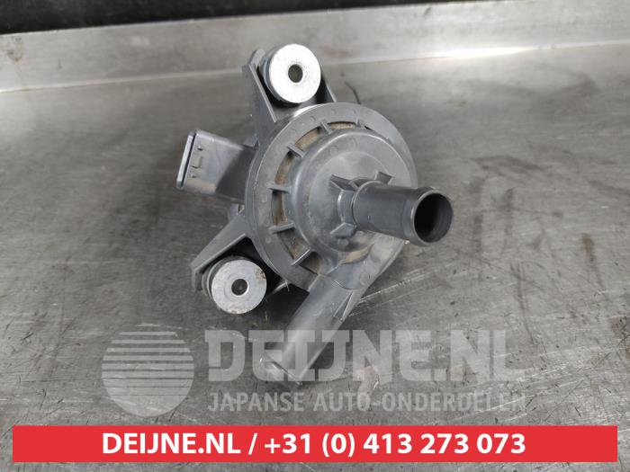 Toyota Yaris Extra waterpomp O717542