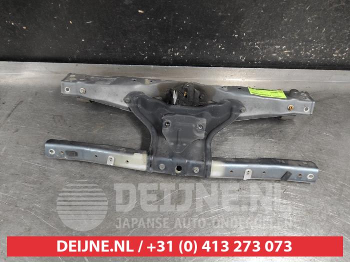 Suzuki Grand Vitara Schlossträger vorne O717580