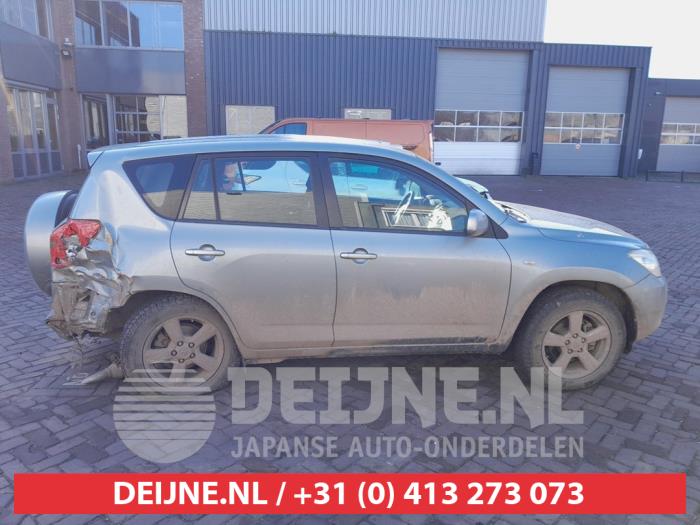 Toyota Rav-4 Zusätzliches Fenster 4-türig rechts hinten O717572