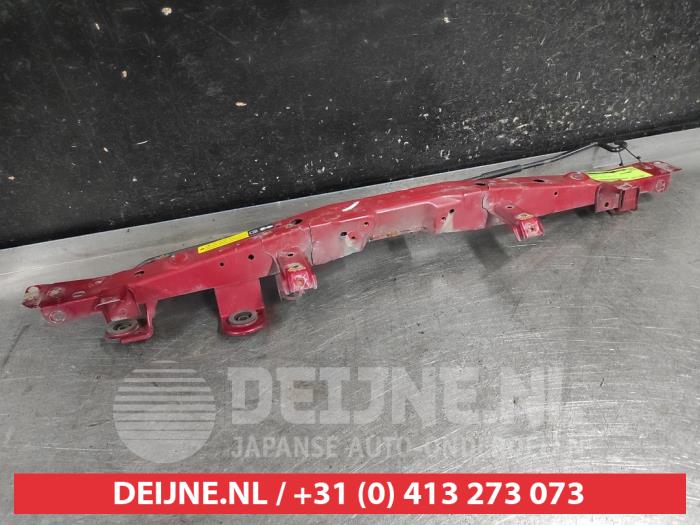 Nissan Juke Schlossträger vorne O717583