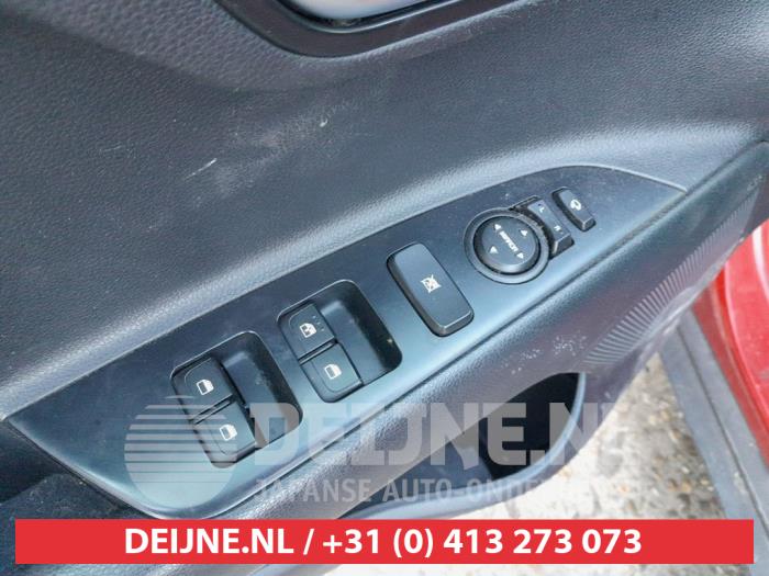 Kia Stonic Combischakelaar ramen O717601