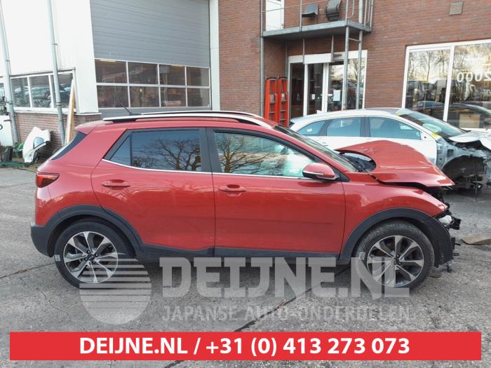 Kia Stonic Tür 4-türig rechts vorne O717623