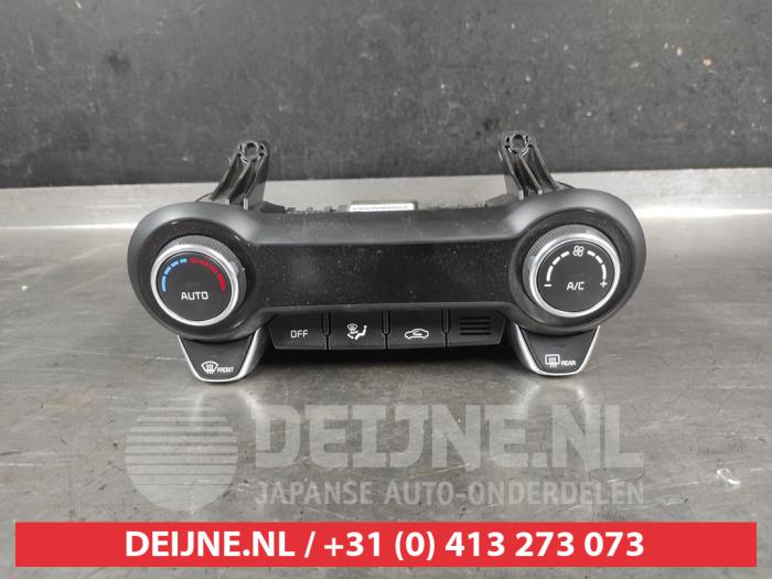 Kia Stonic Kachel Bedieningspaneel O717631
