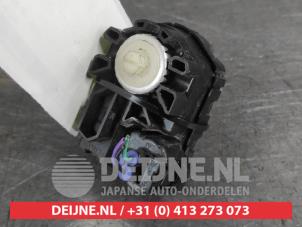 Suzuki Jimny Scheinwerfermotor O717723 foto 2