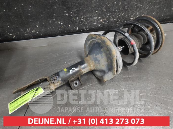 Mitsubishi ASX Stoßdämpferstrebe links vorne O717873