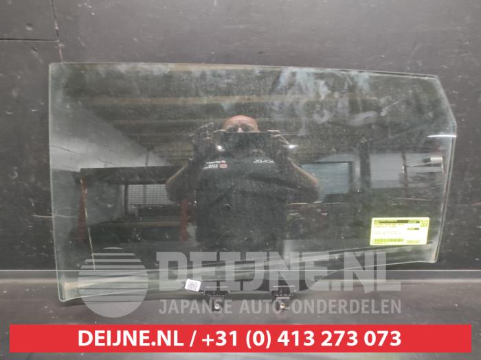 Hyundai I20 Türscheibe 4-türig links hinten O717977