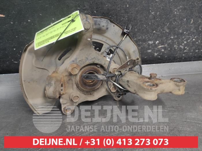 Toyota Rav-4 Achsschenkel links vorne O718139