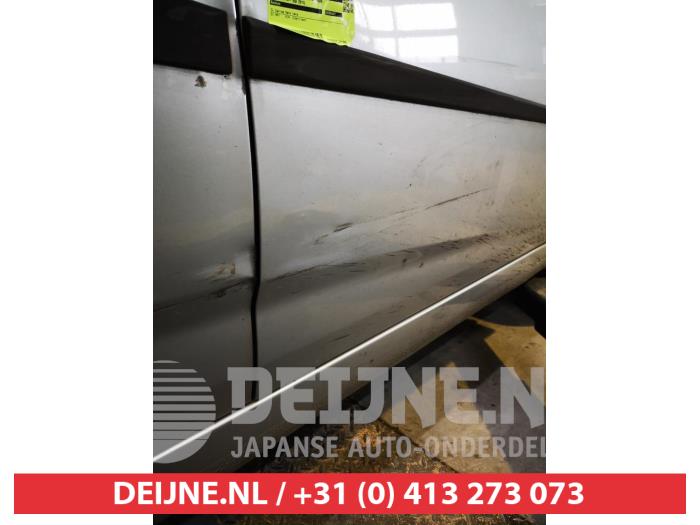 Kia Venga Front door 4-door, right O718178