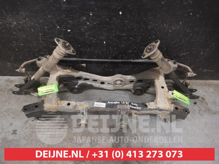Hyundai IX35 Draagbalk achter O718287