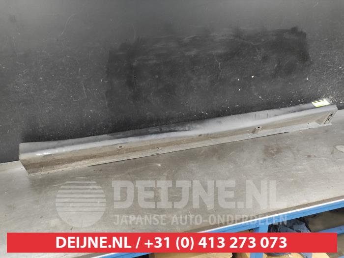 Mitsubishi ASX Zijskirt links O718341