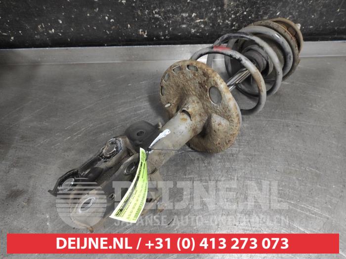 Toyota Prius Stoßdämpferstrebe links vorne O718361