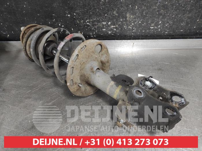 Toyota Prius Stoßdämpferstrebe rechts vorne O718362