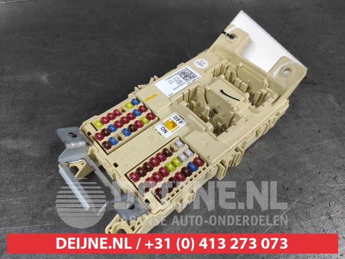 Hyundai I10 Fuse box O718411