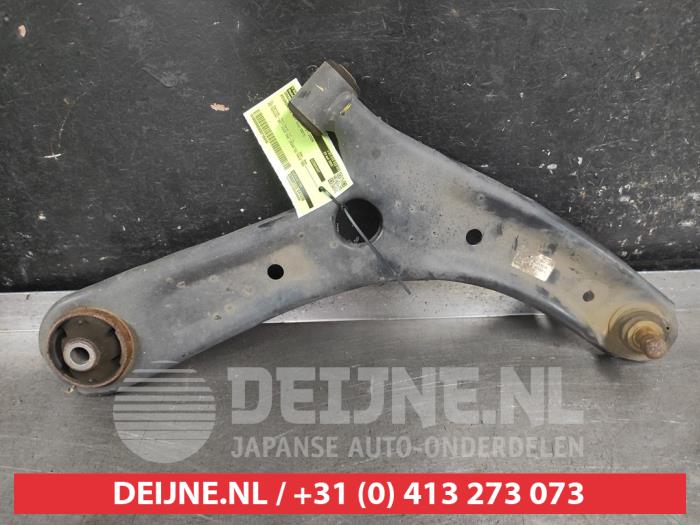 Hyundai I10 Querlenker unten rechts vorne O718416
