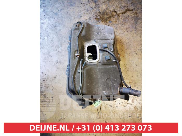Suzuki Swift Tank O718588
