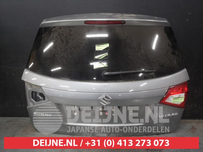 Suzuki Vitara Scheibenwischermotor hinten O718604