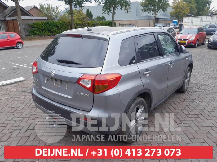 Suzuki Vitara Heckklappenreflektor rechts O718606