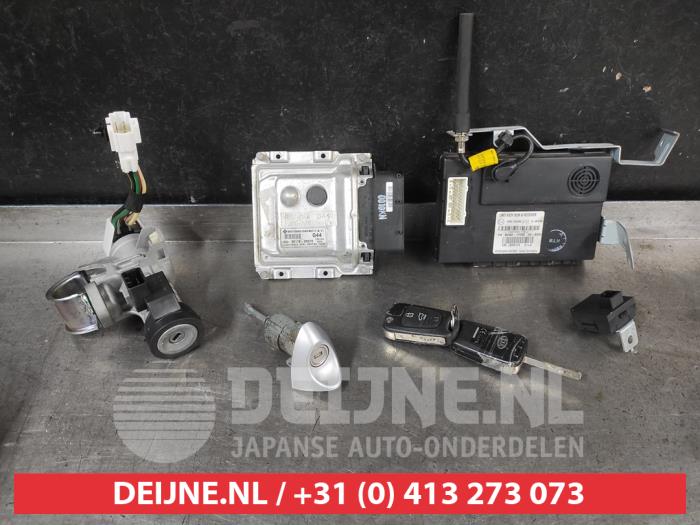 Kia Venga Ignition lock + key O718627