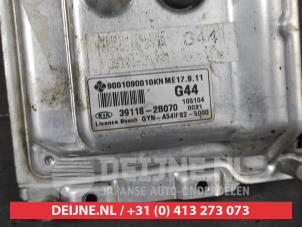 Kia Venga Ignition lock + key O718627 photo 2
