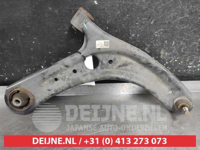 Hyundai I20 Querlenker unten rechts vorne O718671