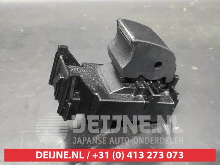 Toyota bZ4X Elektrisches Fenster Schalter O718732