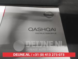 Nissan Qashqai Instruction Booklet O718780 photo 2